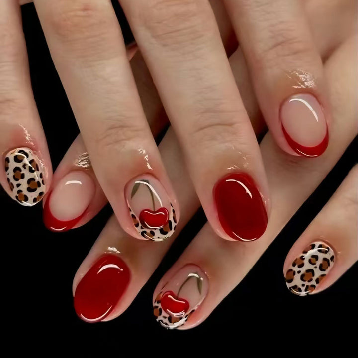 Künstlerische Nagelkunst