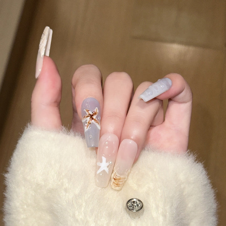 Handgefertigtes, vom Küstenleben inspiriertes Press-On Nagelset Karnz