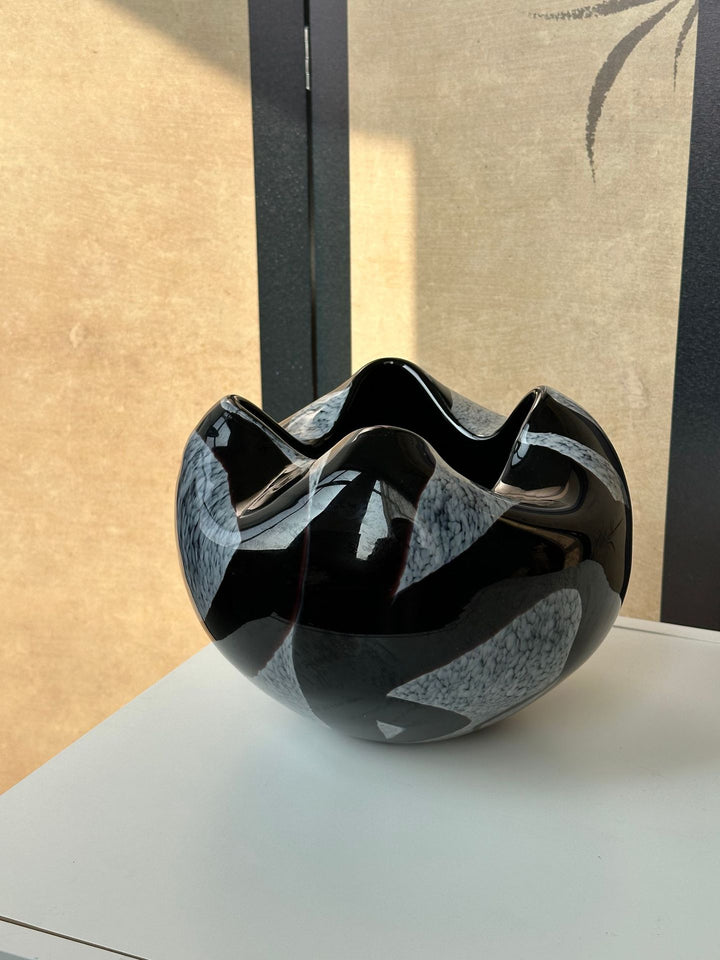 Skulptural Handgefertigte Dekorative Glas Mitte Schüssel Karnz