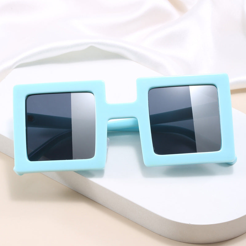 Damen modische quadratische Sonnenbrille mit einzigartigem, klarem Design Karnz
