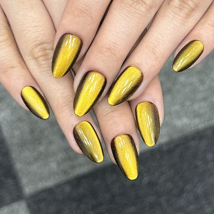 Glänzendes Press-On Nagelkunst Set