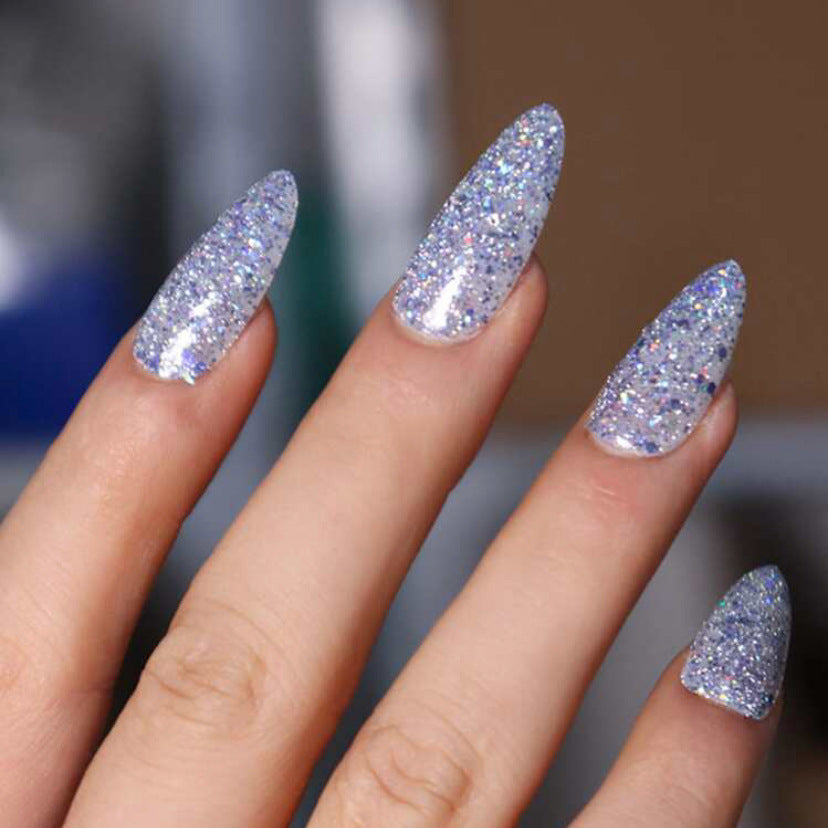 Glitzerndes Stiletto Press-On Nagel Set Karnz