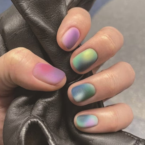 Kunstfingernägel Im Eleganten Ombre-Design Karnz