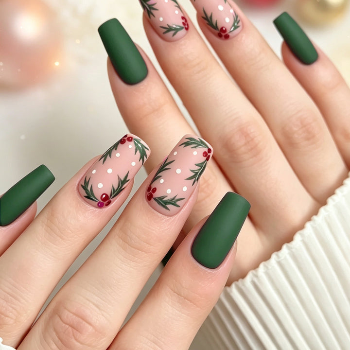 Festive Holly Nail Art Verbesserungen Karnz