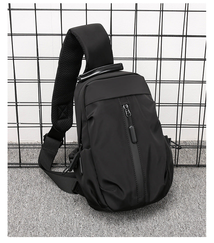 Kompakte Sling-Rucksack Karnz