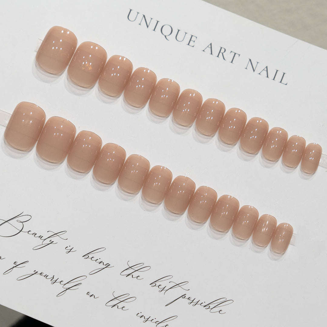 Natürlicher Nagel-Finish