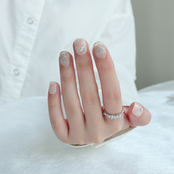 Herz-Verzierte Press-On Nagelset