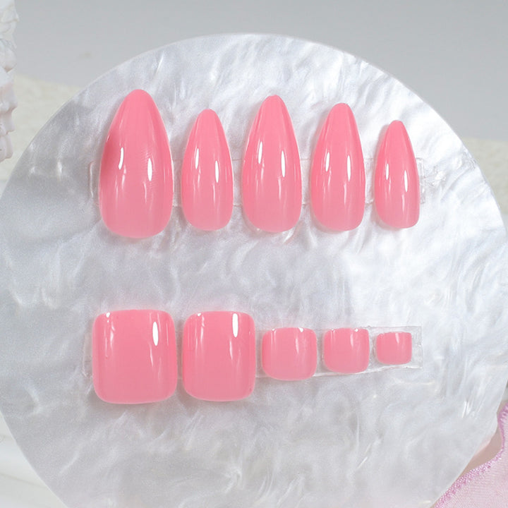 Kunstnagelset mit eleganten Hochglanz-Fingernägeln und Fußnägeln Karnz