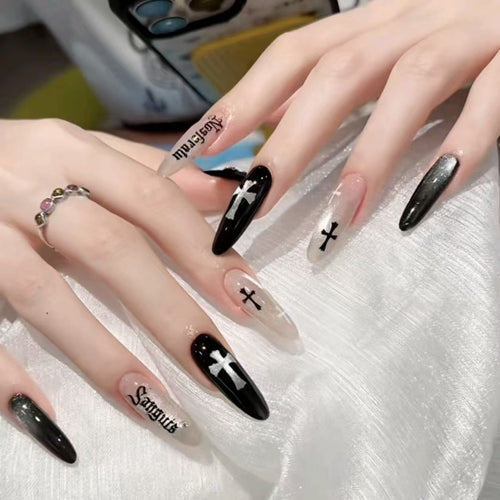 Künstlerische Press-On Nagelspitzen Karnz