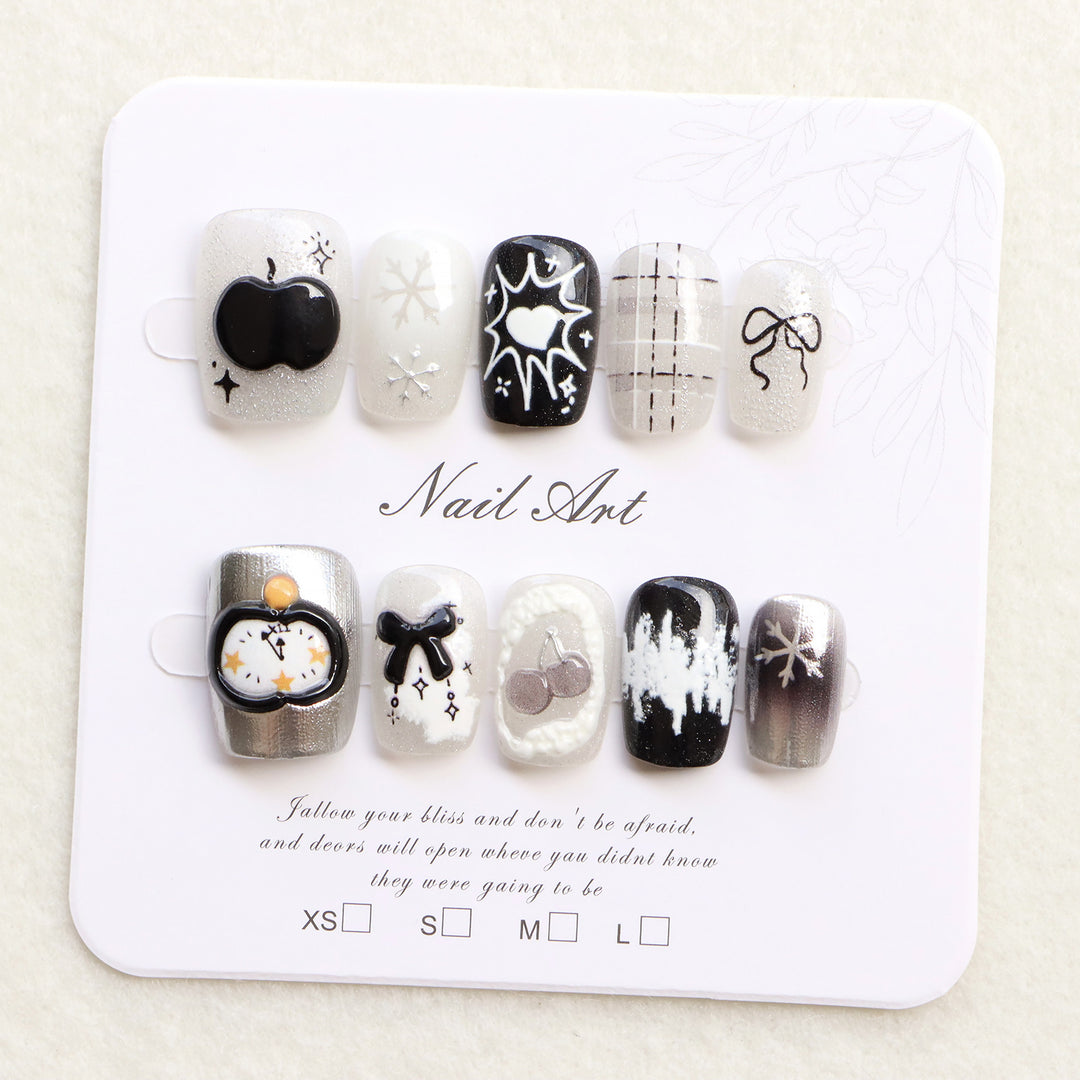Künstlerische Schwarz-Weiß Press-On Nagelkunst Karnz