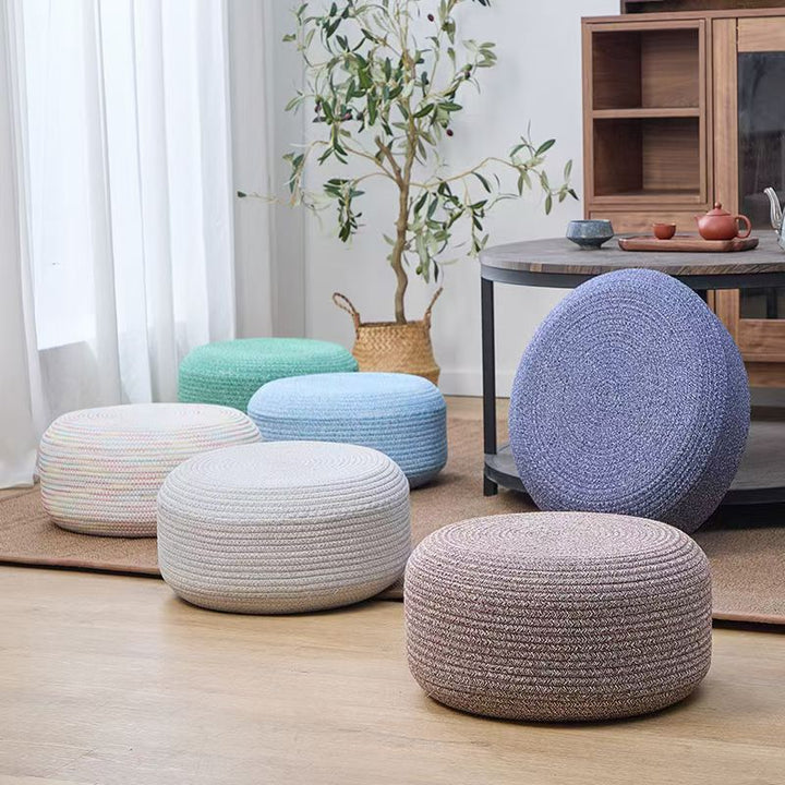 Handgefertigter Sitzpouf Karnz