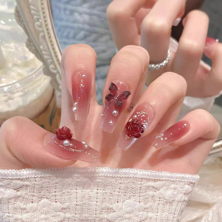 Dekoratives Press-On Nagelkunst Set Karnz