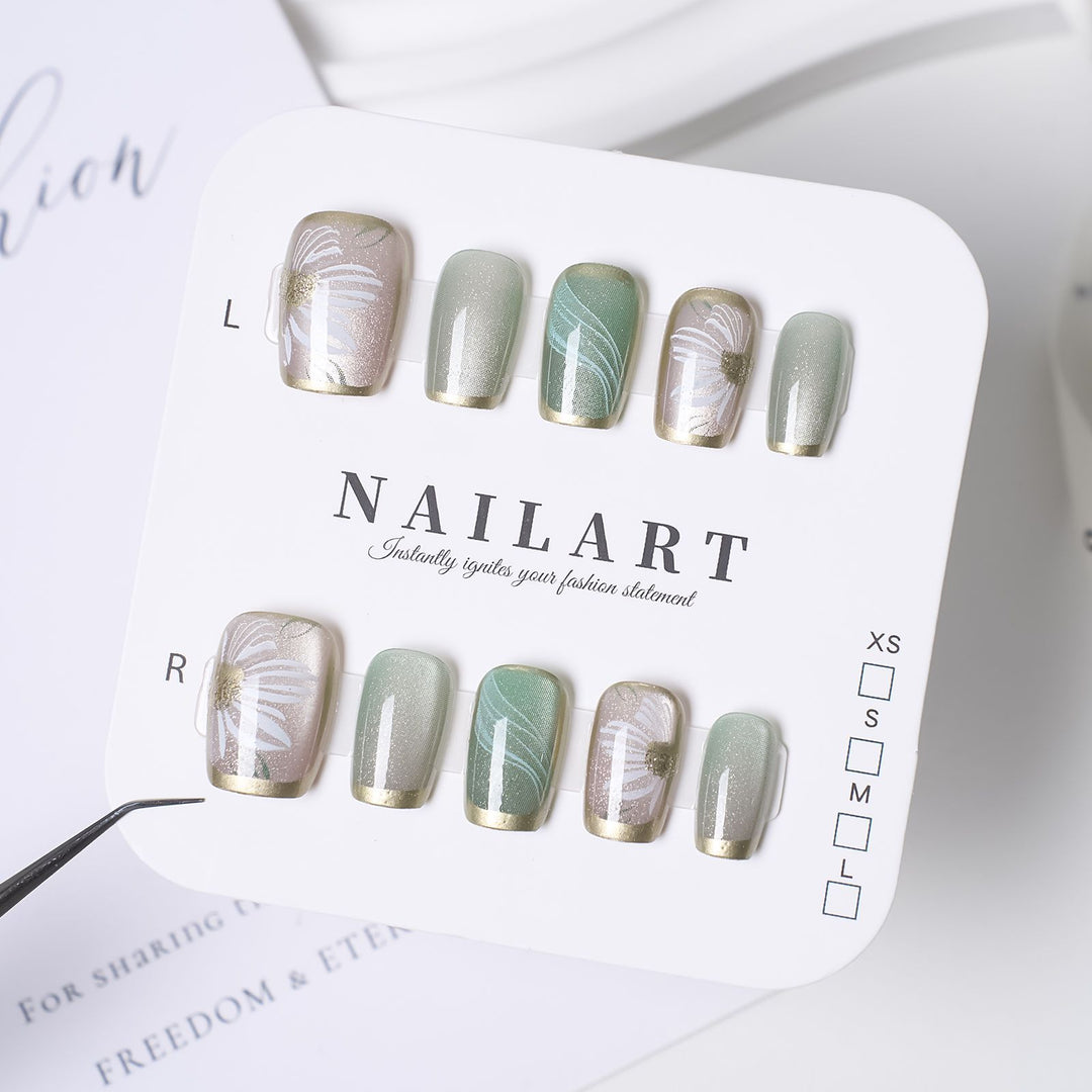 Dekorative Nagelkunst Karnz