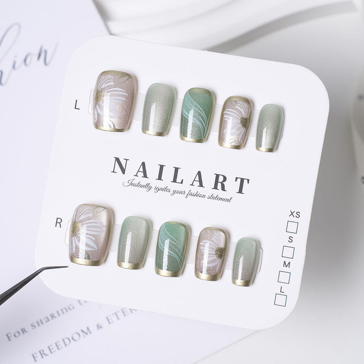 Dekorative Nagelkunst Karnz