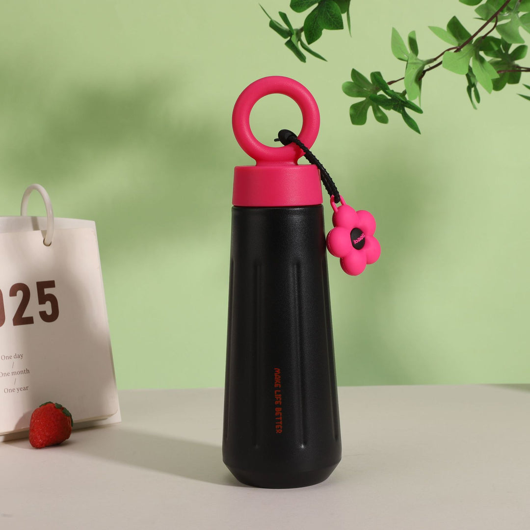 Damen stilvolle Kunststoff-Trinkflasche mit Charm Karnz