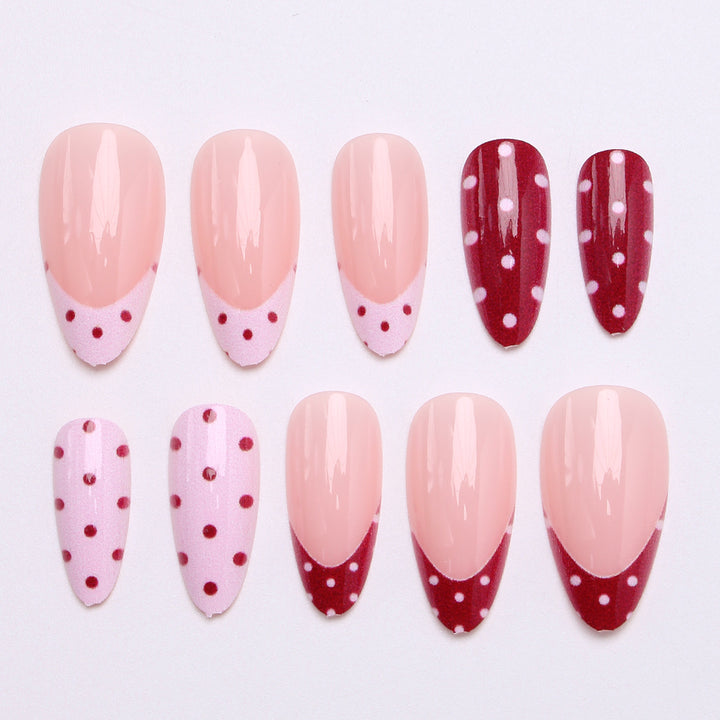 Kunstnagelset Karnz