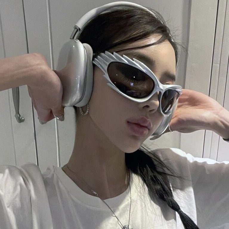 Damen sportliche und stylische Sportsonnenbrille mit innovativem Design Karnz