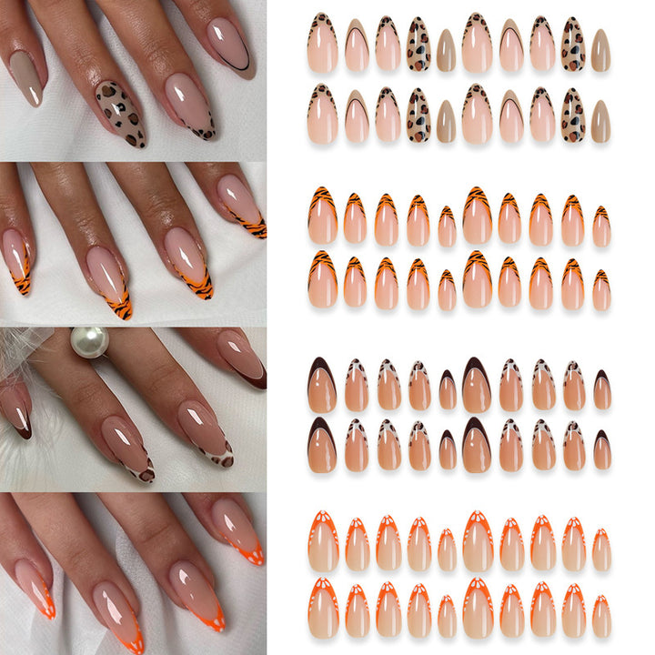 Dekoratives Stiletto Press-On Nagelset Karnz