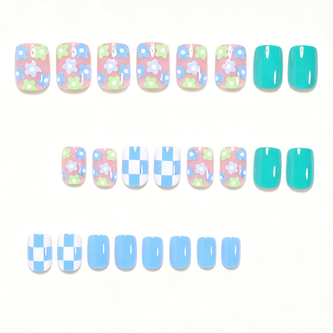 Kreatives Floral Press-On Nagelkunst Set Karnz