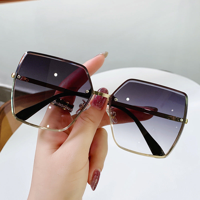 Damen modische quadratische Sonnenbrille mit polarisierenden Gläsern Karnz
