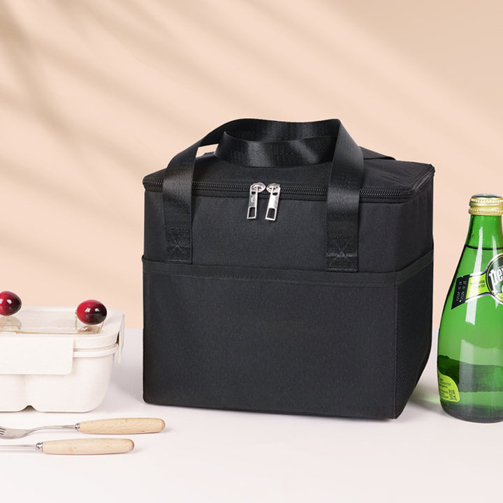 Isolierte Lunchbox Karnz