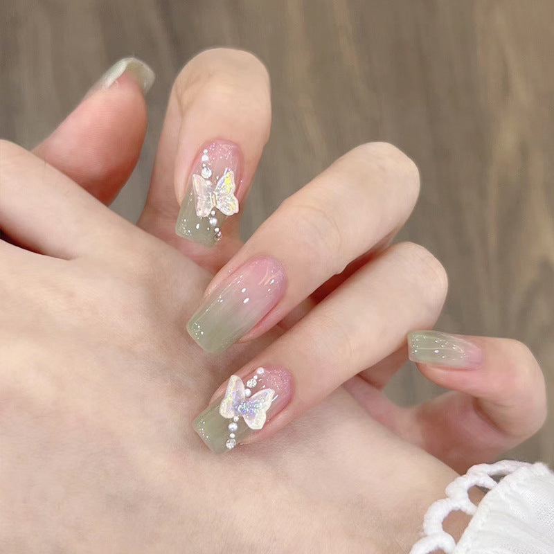 Künstliche Fingernägel mit Herz-Design Karnz