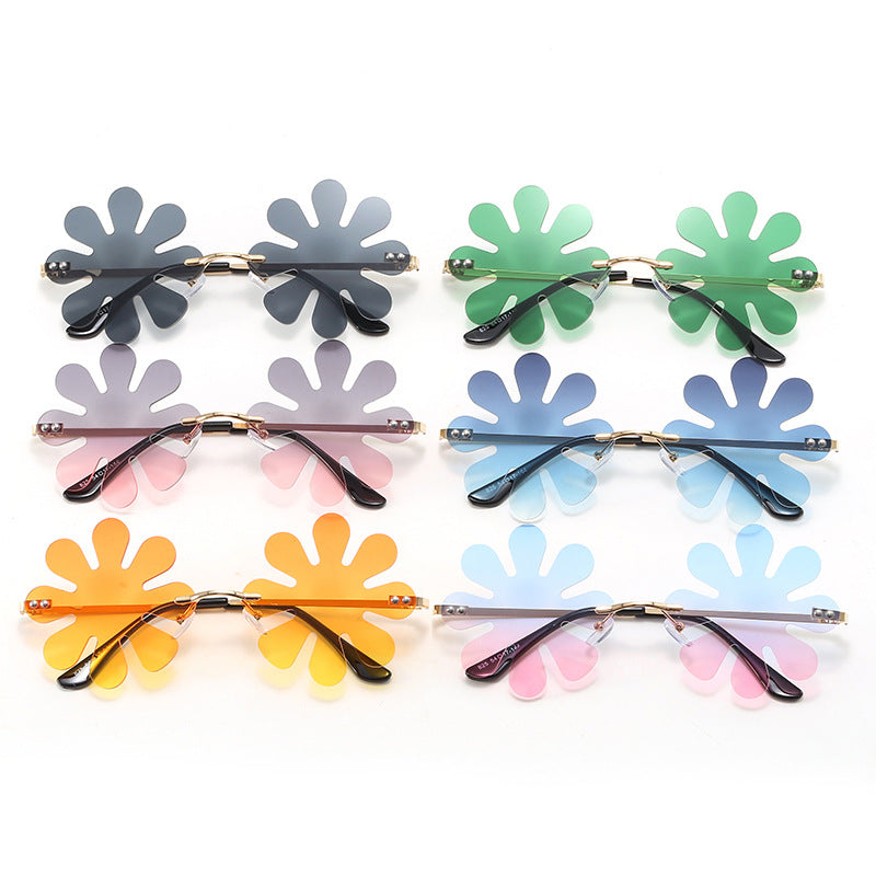 Damen Verspielte Blumen-Sonnenbrille mit stilvollem Metallrahmen Karnz