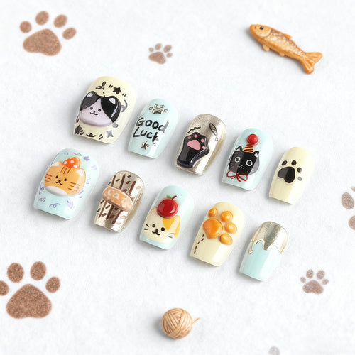 Verspielte katzenmotivierte Press-On Nagelkunst Karnz
