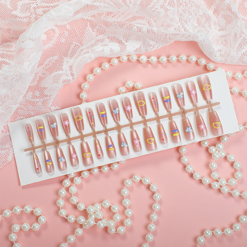Dekoratives Press-On Nagelkunstset mit floralen und gemusterten Designs