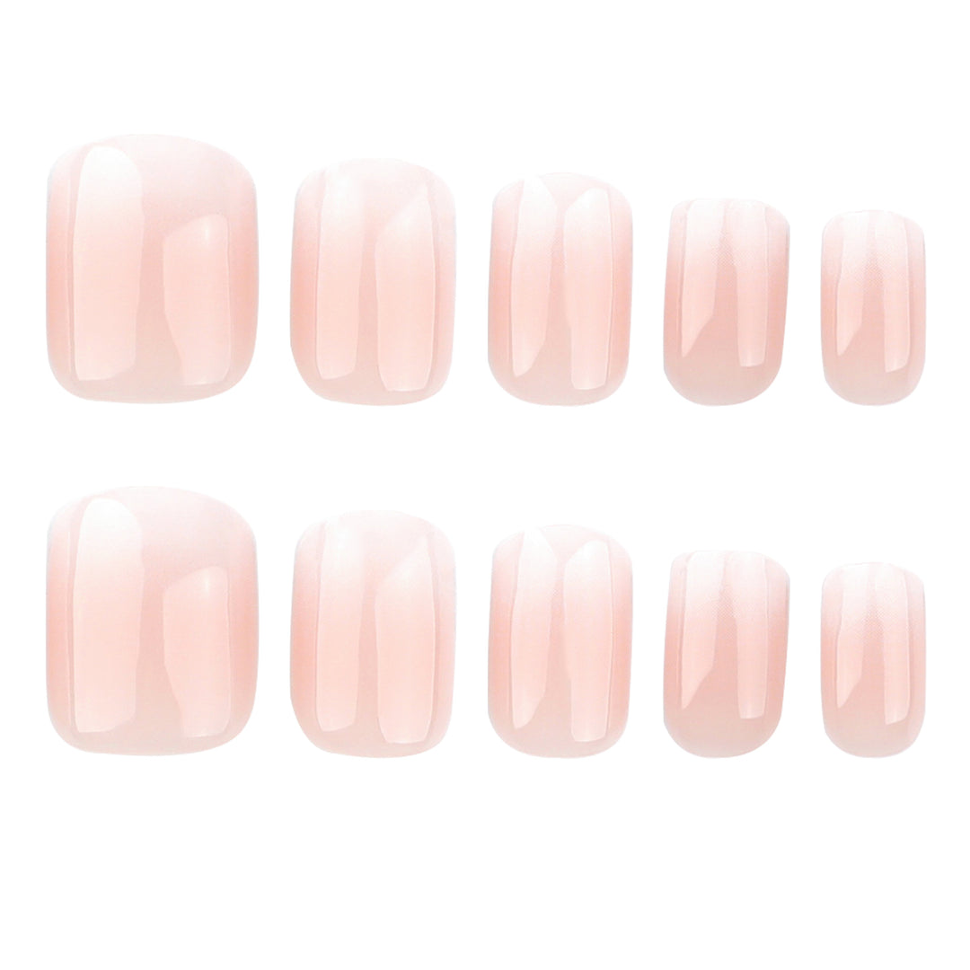 Kunstvolle Nagelkunst im eleganten Ombre-Stil Karnz