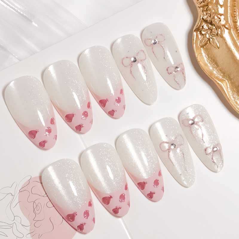 Künstlerisches dekoratives Press-On-Nagelset Karnz