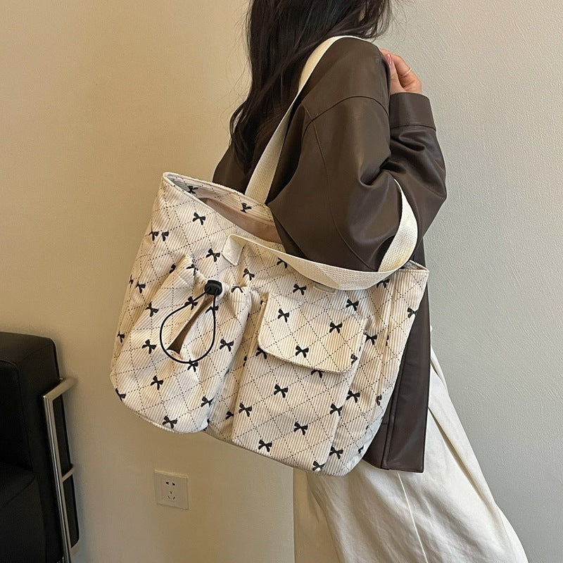 Stylische dekorative Tragetasche Karnz