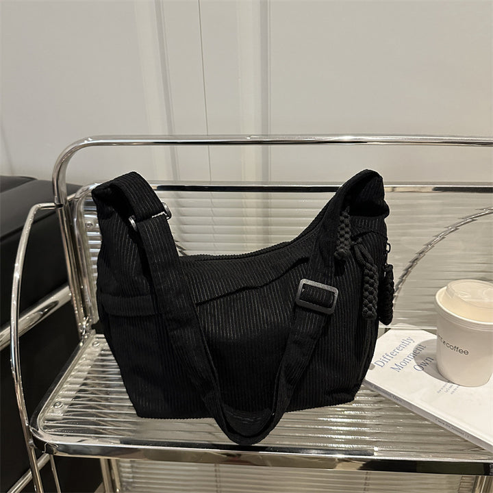 Umweltfreundliche gerippte Crossbody-Tasche Karnz
