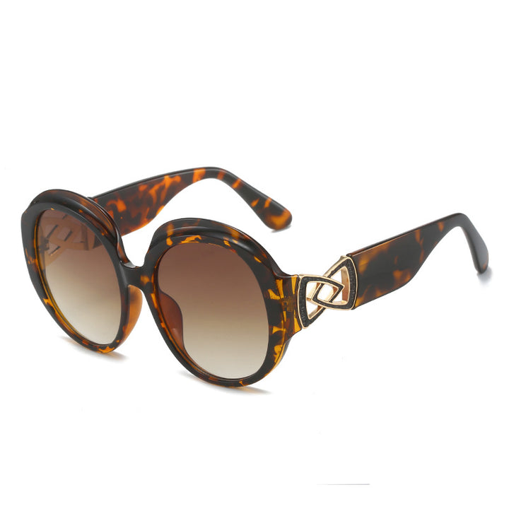 Damen Designer-Sonnenbrille mit luxuriösen Verzierungen Karnz