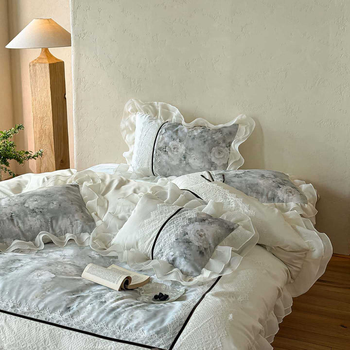 luxuriöses romantisches Bettwäsche-Set mit Spitzenbordüre und Volants
