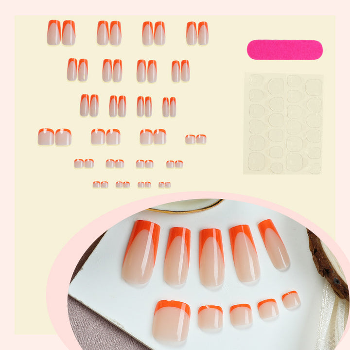 Dekorativer Press-On Nagel Set mit geometrischem Design Karnz
