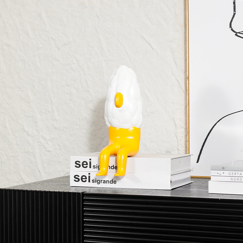 Dekorativer goldener und weißer Schaffigur