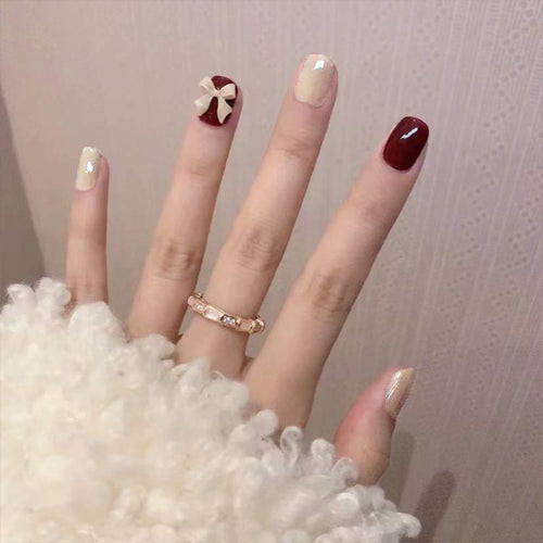 Kreatives Bow-Dekoriertes Press-On Nail Set