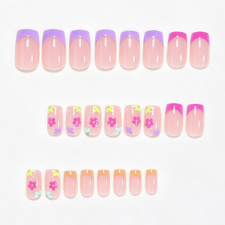Floral Accent Press-On Nail Art Karnz