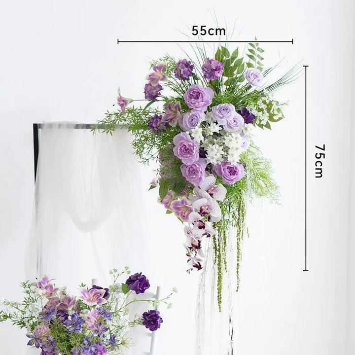 Elegante hängende Blumenarrangement