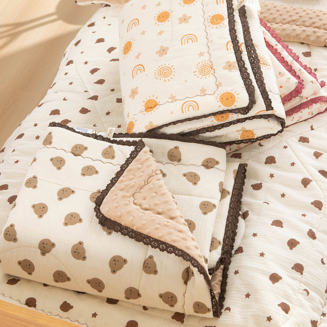 Damen Tagesdecke mit hochwertigem floralem Design Karnz
