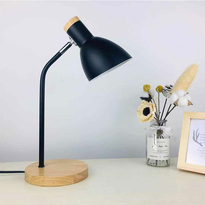 Verstellbare Tischlampe
