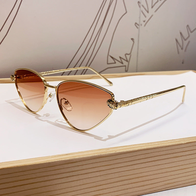 Damen Designer-Sonnenbrille mit schickem Cat-Eye-Design und luxuriösem Rahmen Karnz