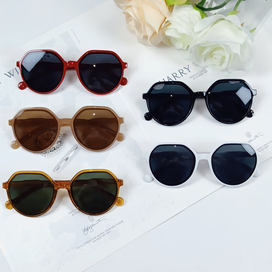 Damen Geometrische Sonnenbrille mit extravagantem Akzent Karnz