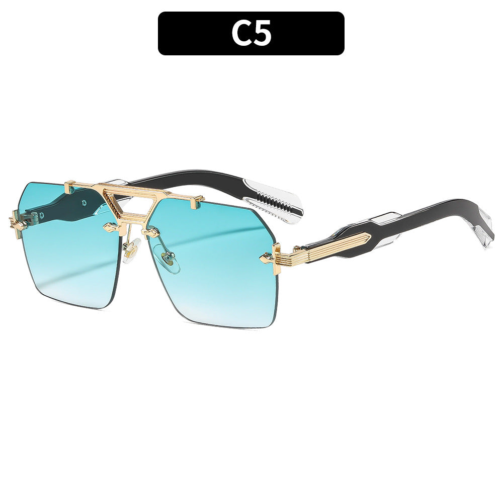 Geometrische Piloten Sonnenbrille mit einzigartigen Akzentdetails