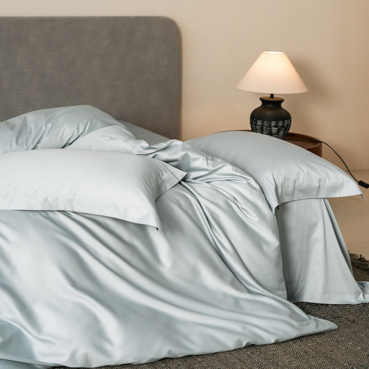 Umkehrbare Micro-Satin Bettbezug Set mit verdecktem Verschluss & Eckenbindungen
