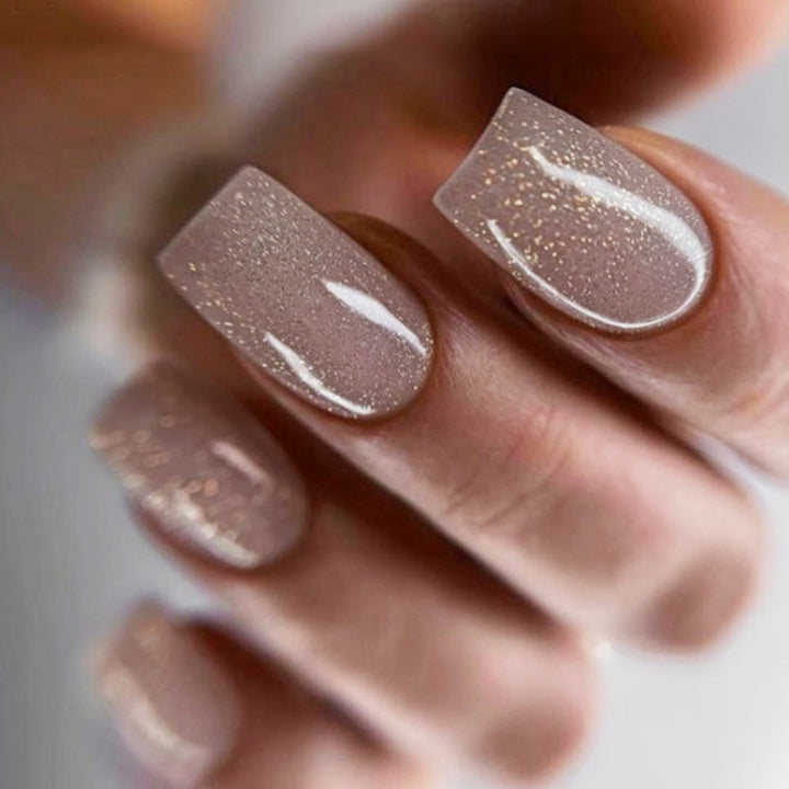 Glitzerhaltiges Press-On Nagelset Karnz