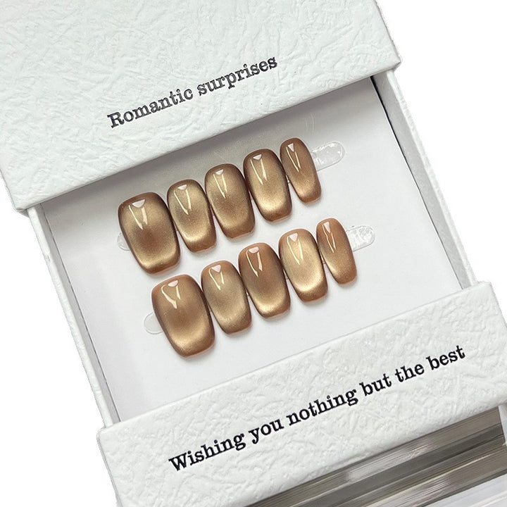 Elegantes Press-On Nagelset mit glänzendem Finish