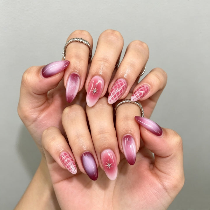 Elegantes Press-On-Nagel-Set mit Ombre-Design Karnz