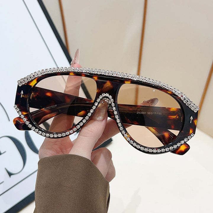 Luxuriöse Übergroße Strasssonnenbrille Karnz